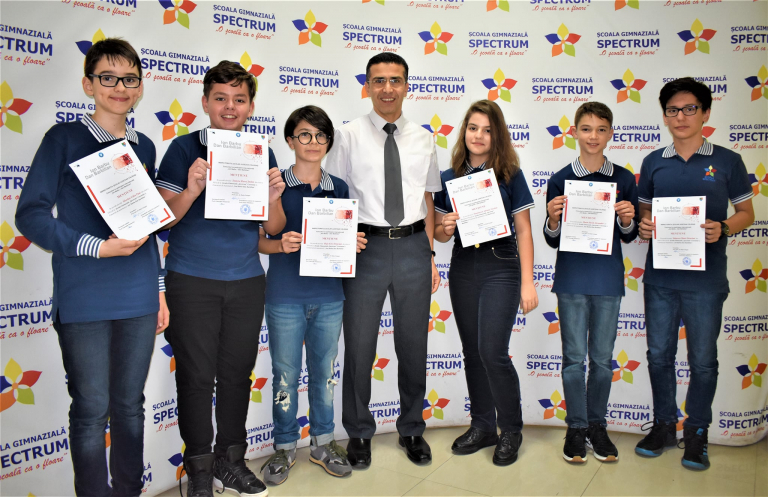 Multe premii pentru elevii de la Spectrum Constanța la concursul de matematică Dan Barbilian